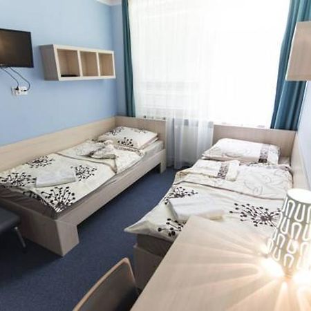 Strumyk Hostel Krakau Buitenkant foto