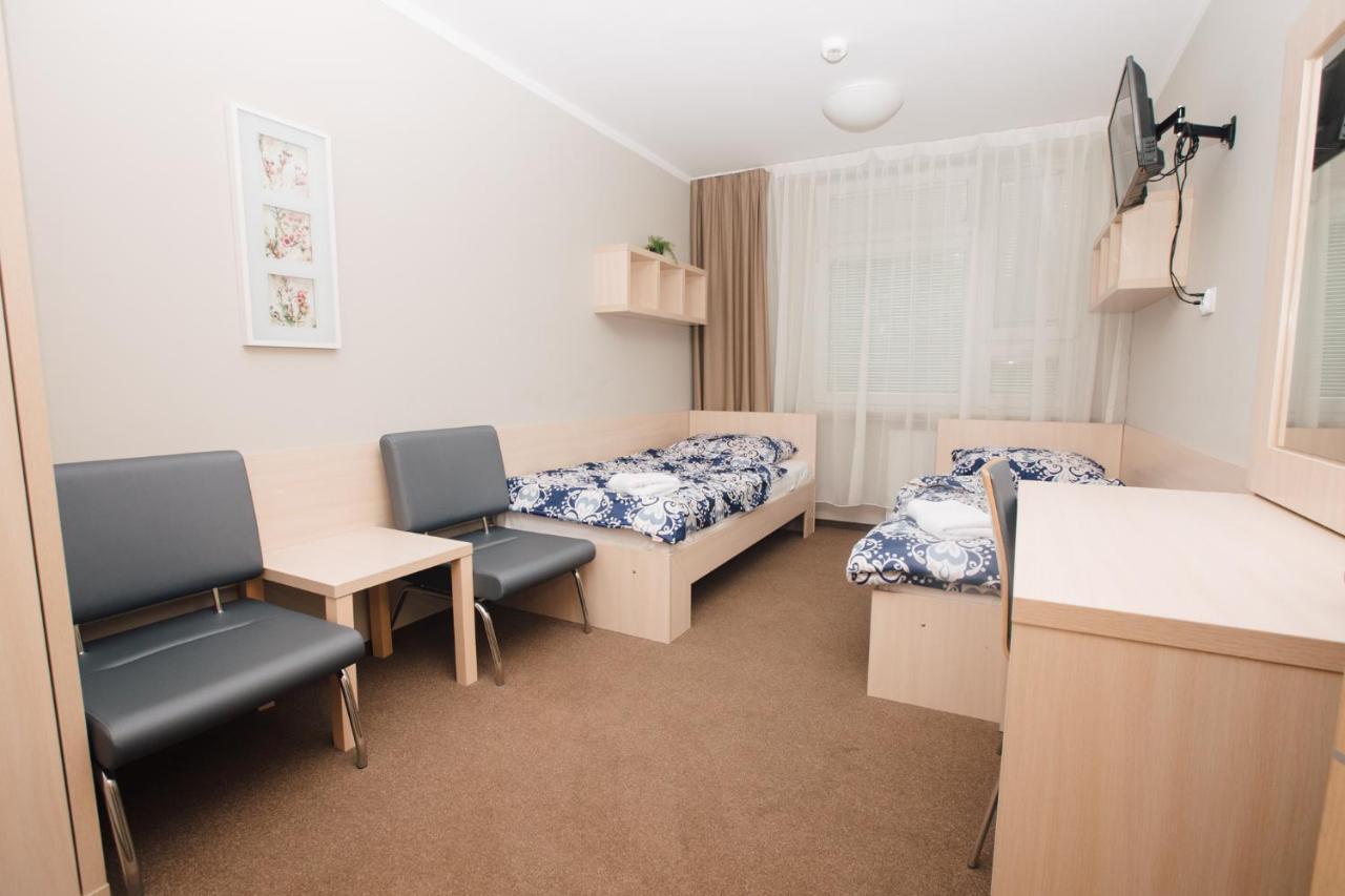 Strumyk Hostel Krakau Buitenkant foto