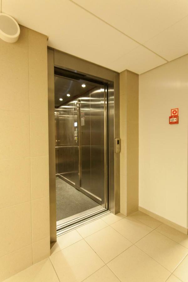 Strumyk Hostel Krakau Buitenkant foto