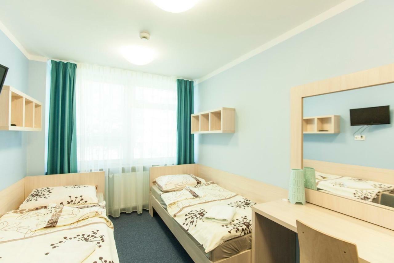 Strumyk Hostel Krakau Buitenkant foto