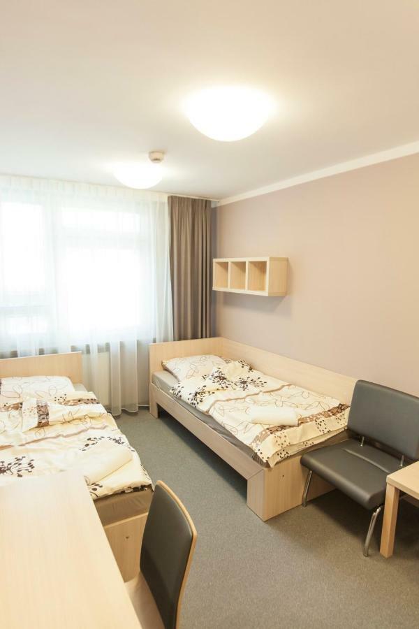 Strumyk Hostel Krakau Buitenkant foto
